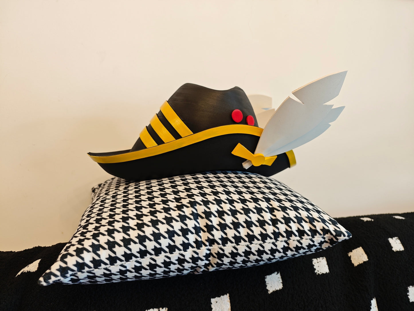 Hornet Hat from Lobotomy Corporation Cosplay Buy