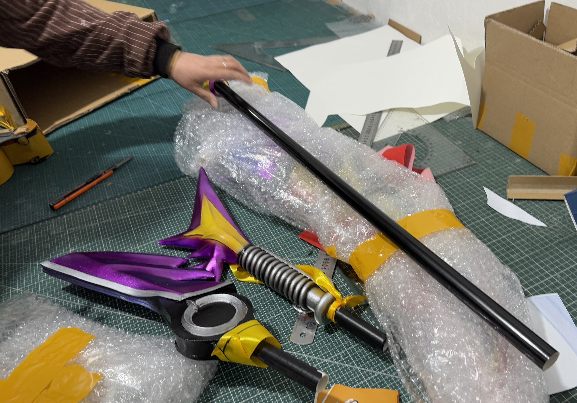 Heartsteel Kayn Scythe Cosplay Buy