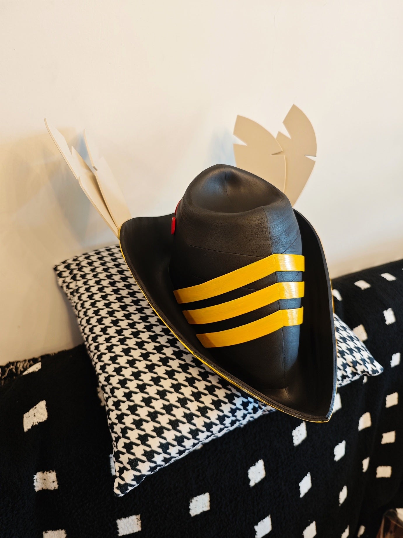 Hornet Hat from Lobotomy Corporation Cosplay Buy