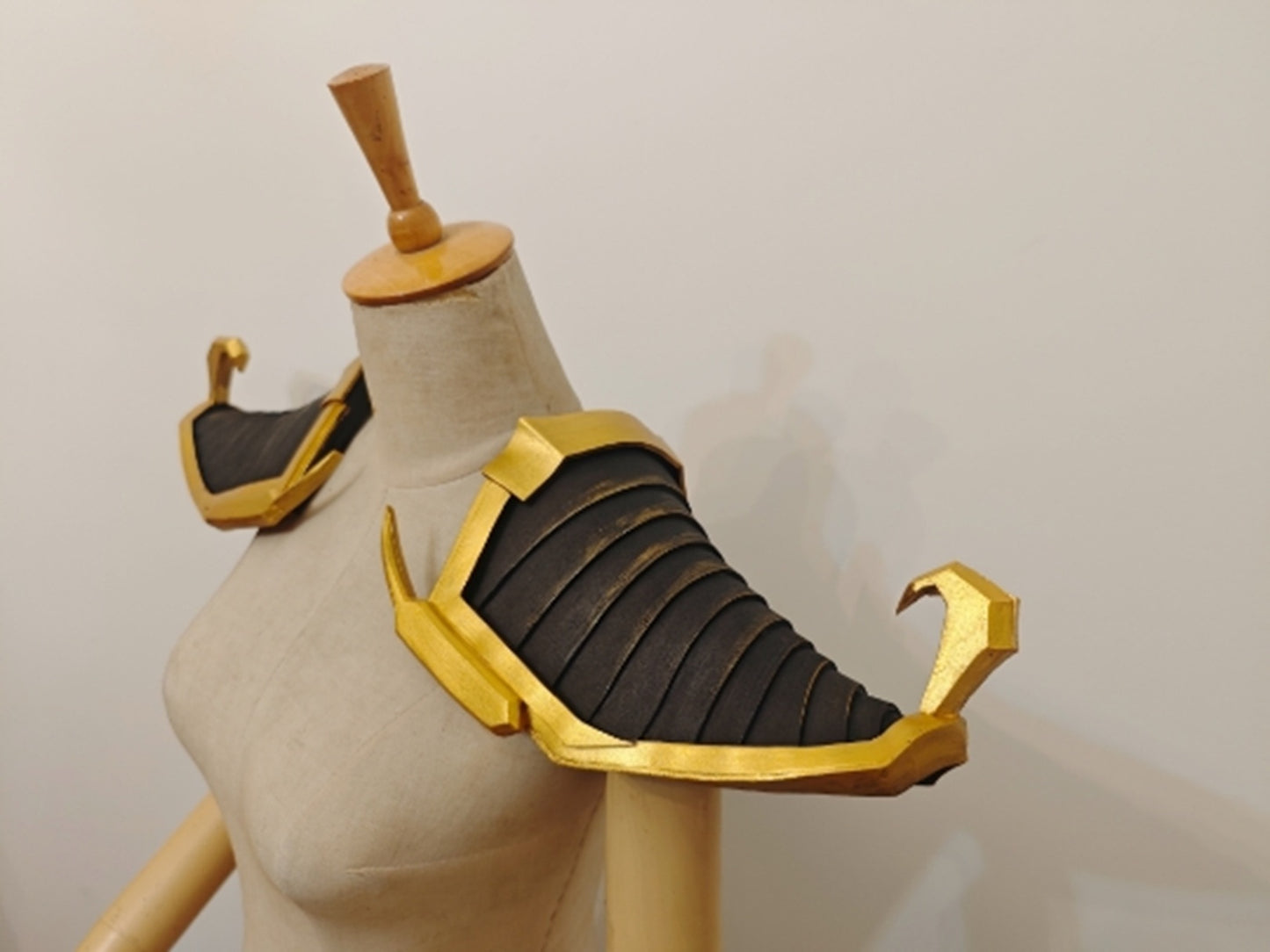 MK9 Scorpion Cosplay Shoulder Pads Buy