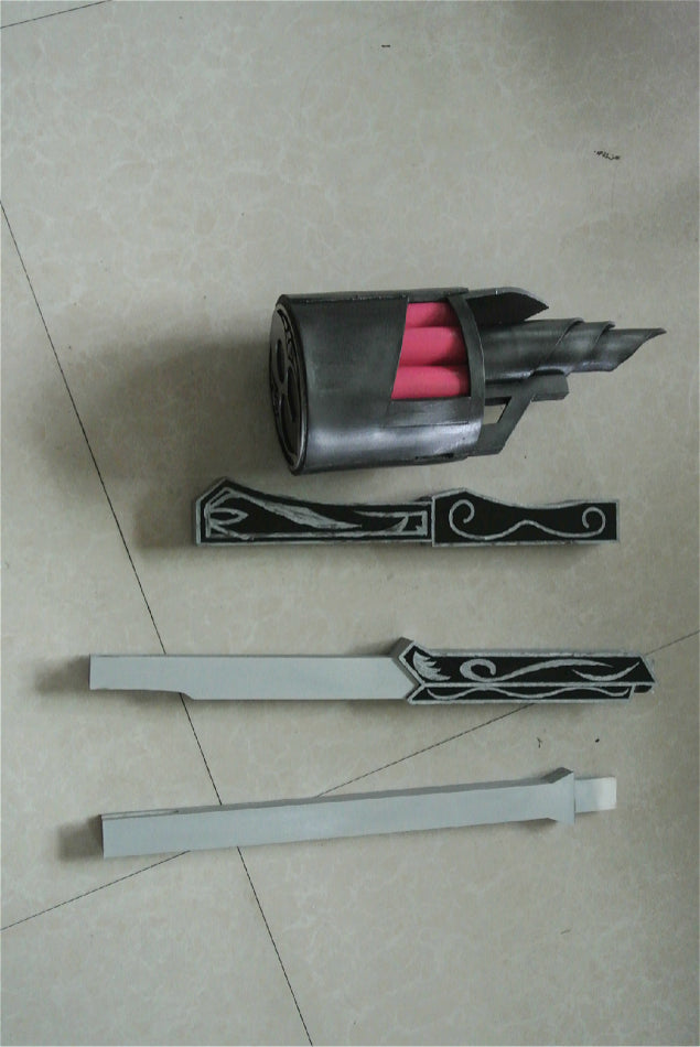 Nora Magnhild Cosplay Hammer